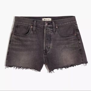 Relaxed Denim Shorts in Bienville Wash button fly